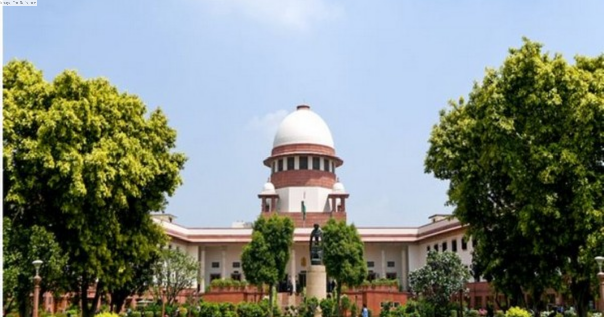 SC seeks Gujarat govt's response on Godhra convicts' bail pleas